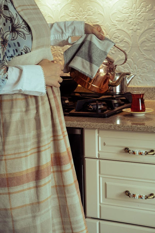 Exploring the Pros and Cons of Reusable Cotton Tea Towels